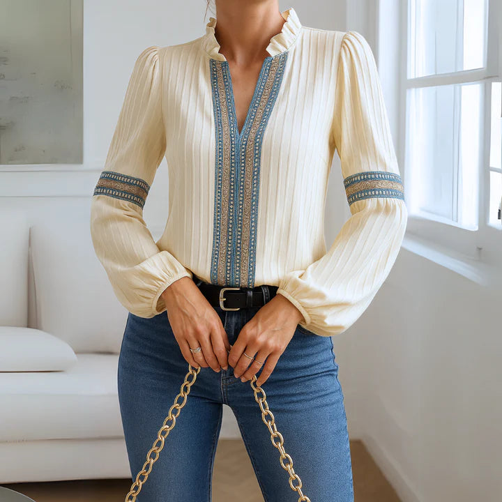 Petra | Elegancka Bluzka z Koronką